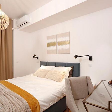 Old Fancy 2Br Pipera Apartment Voluntari Exterior foto